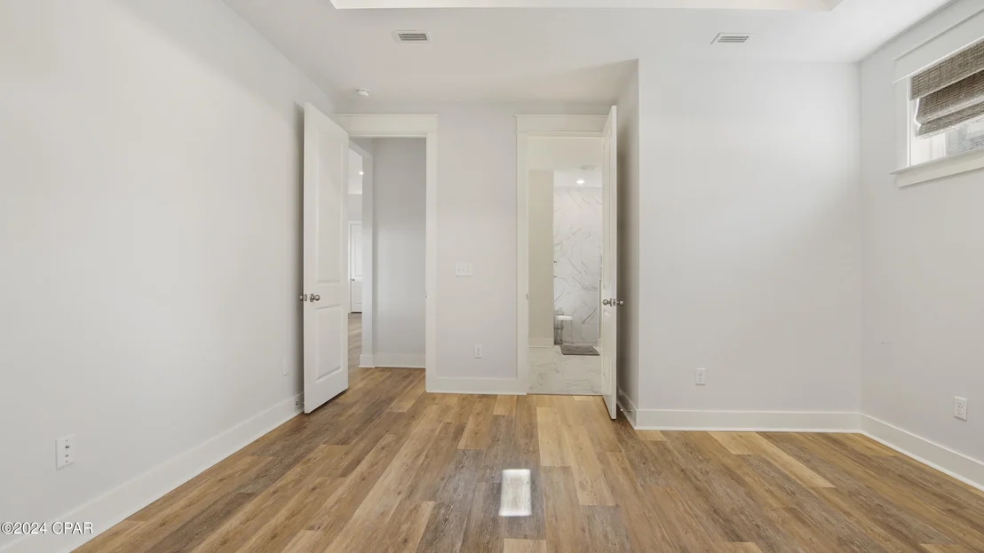 Photo of 435 Locksley Drive