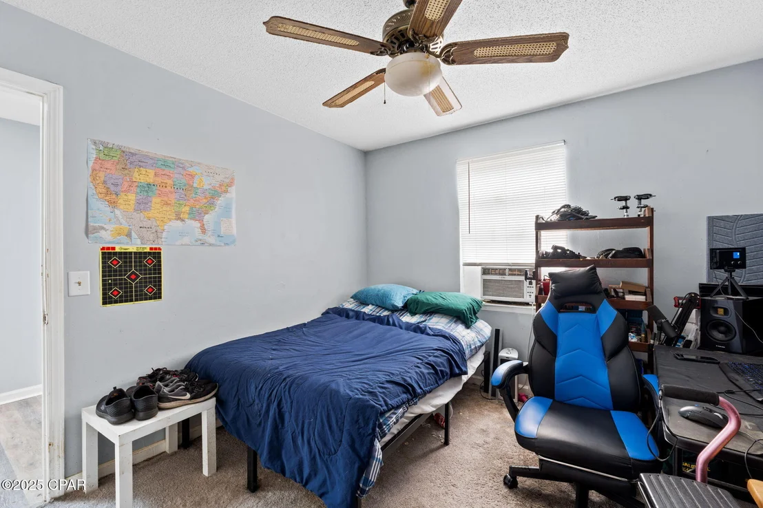 Photo of 140 Oleander Circle