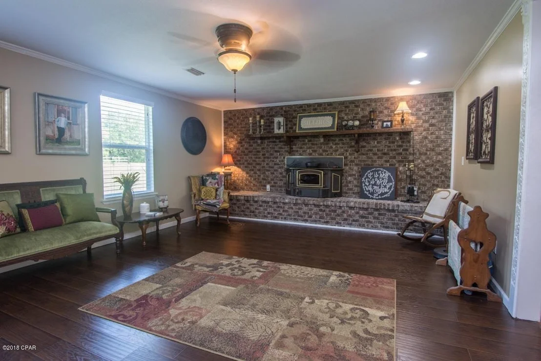 Photo of 4858 CLIFF Road