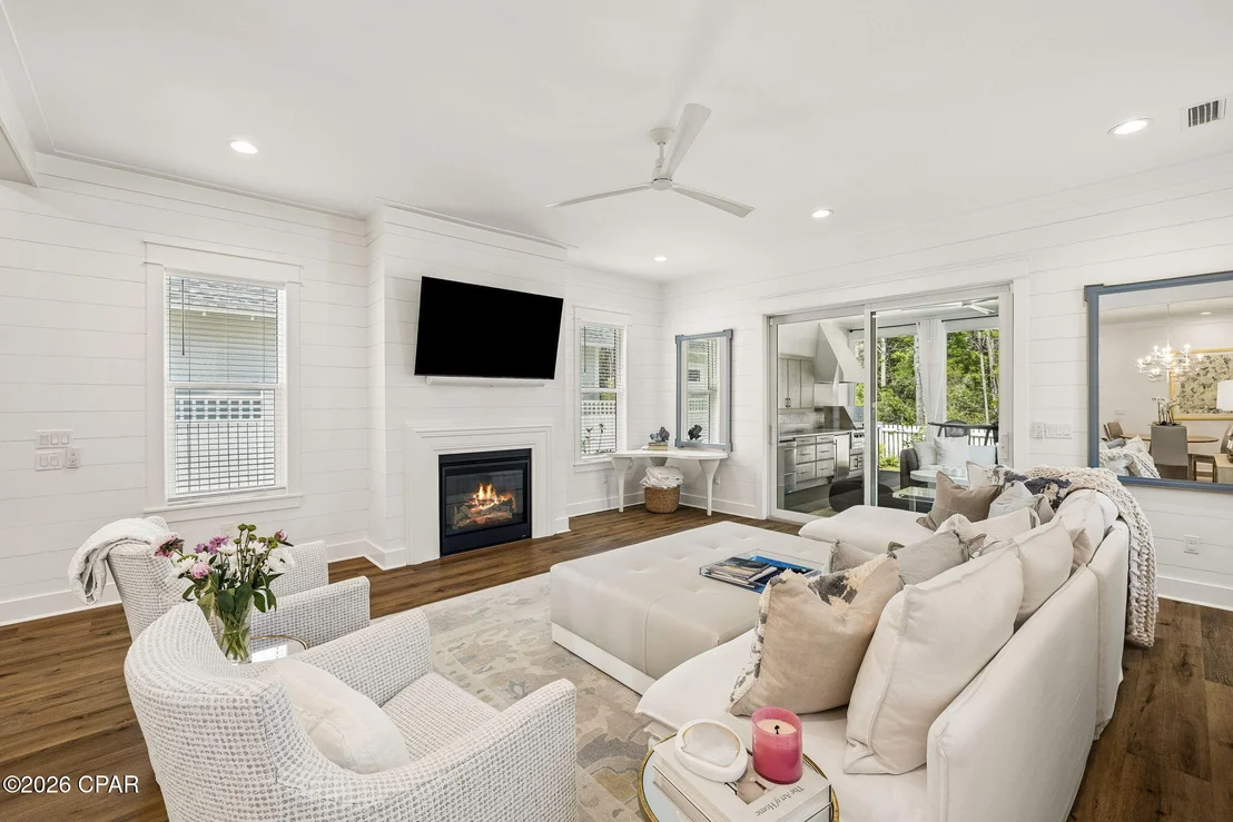 Photo of 113 E Pollard Cove