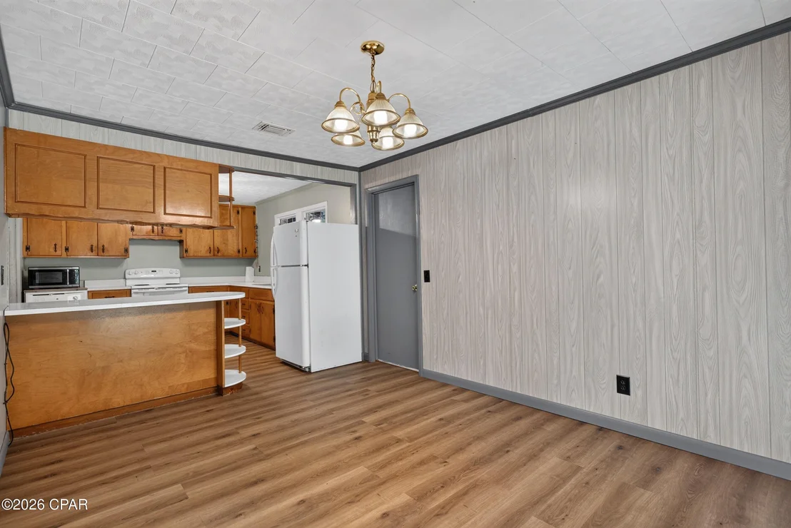 Photo of 2722 Pioneer Road