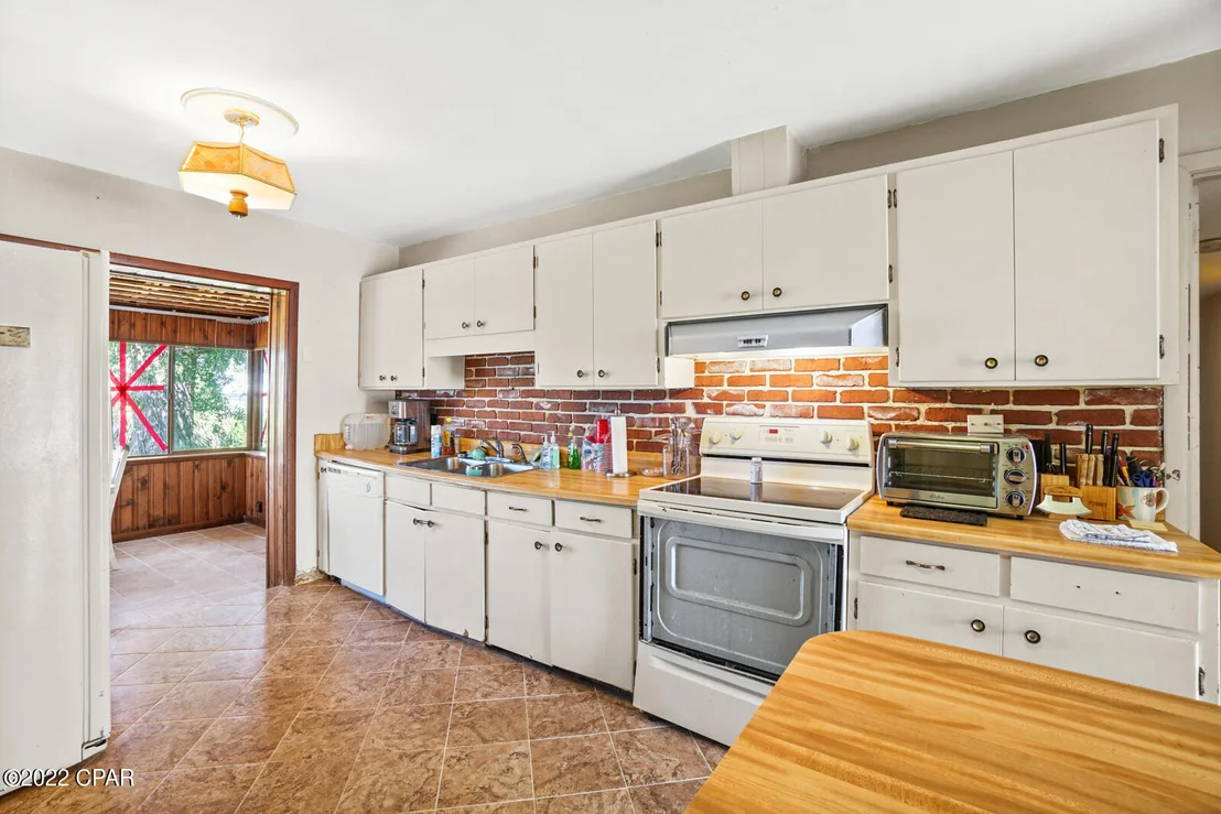 Photo of 3724 Shoreline Circle