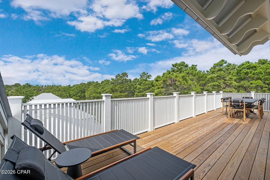 Photo of 36 Grande Pointe Circle