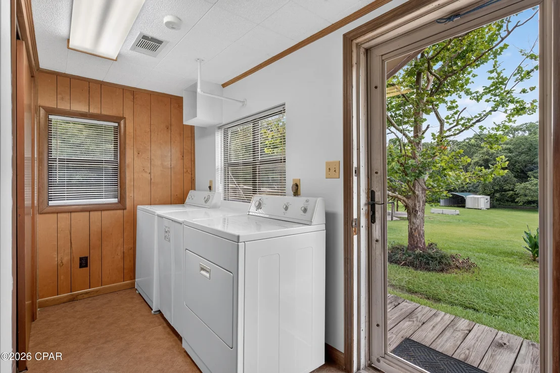 Photo of 1229 Clearview Lane