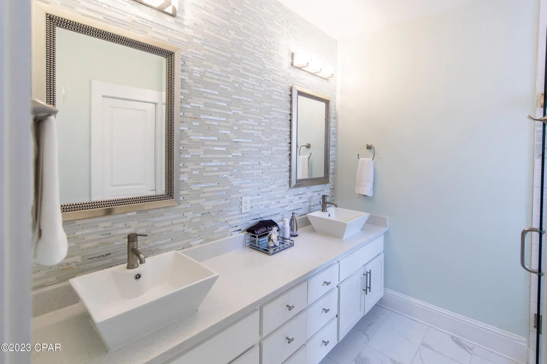 Photo of 130 Parkshore Drive