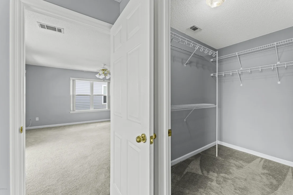 Photo of 106 Lakeridge Drive
