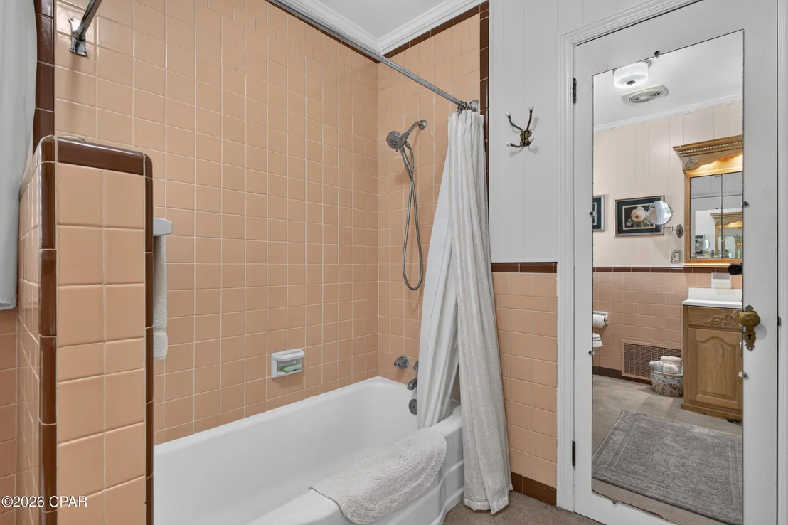 Photo of 1309 South Boulevard