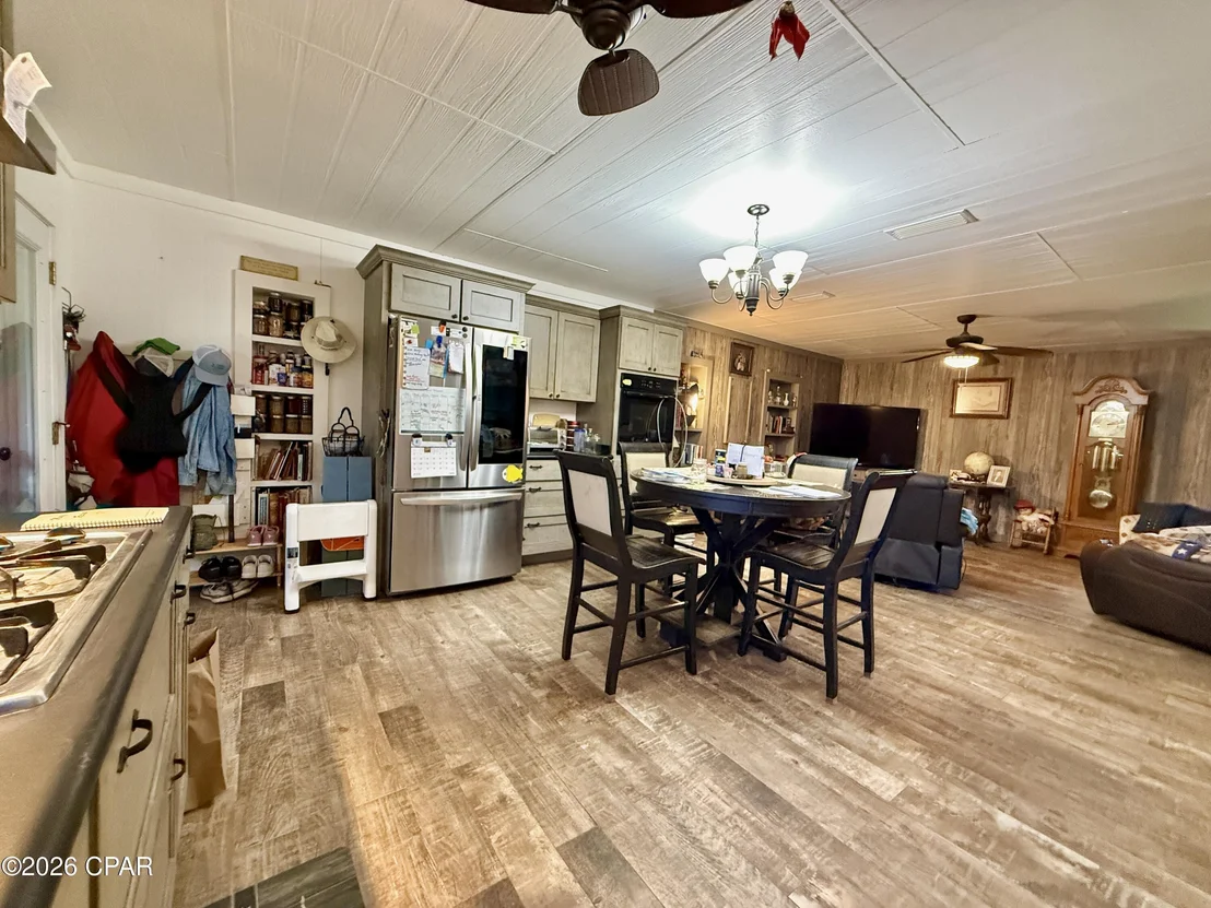 Photo of 1036 Broom Road