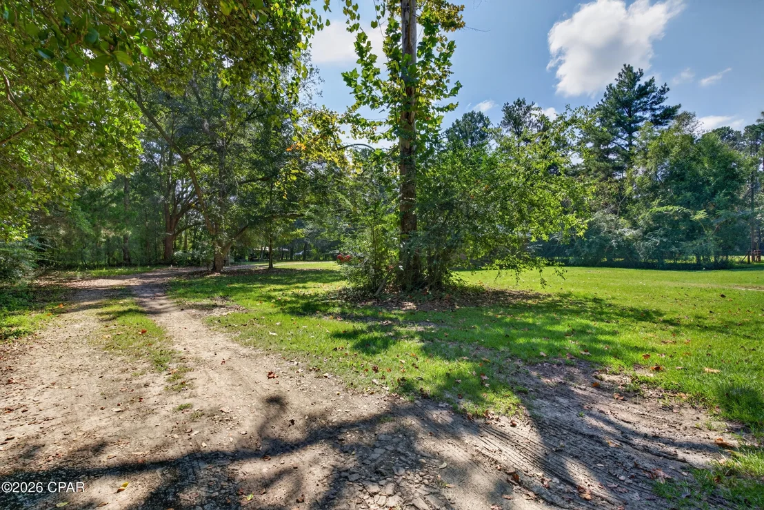 Photo of 955 Pocket Lane