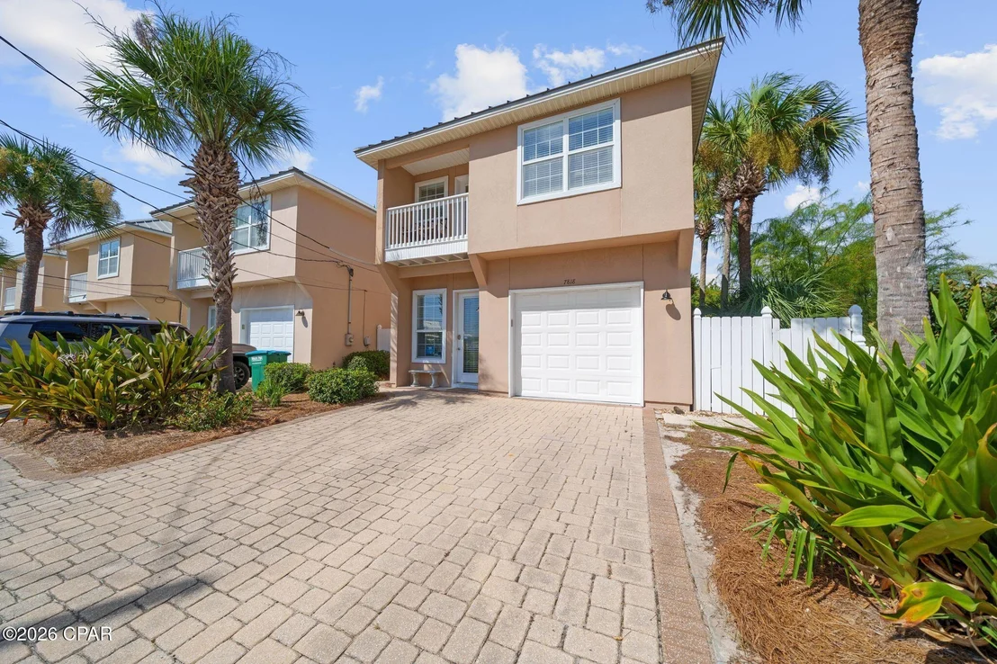Photo of 7818 Thomas Drive