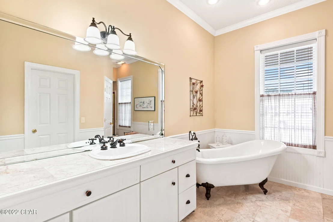 Photo of 121 Moonlight Drive