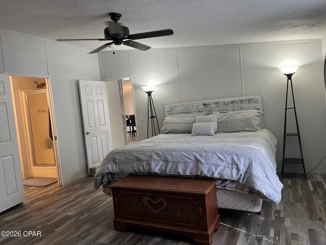 Photo of 5894 Jasper Road