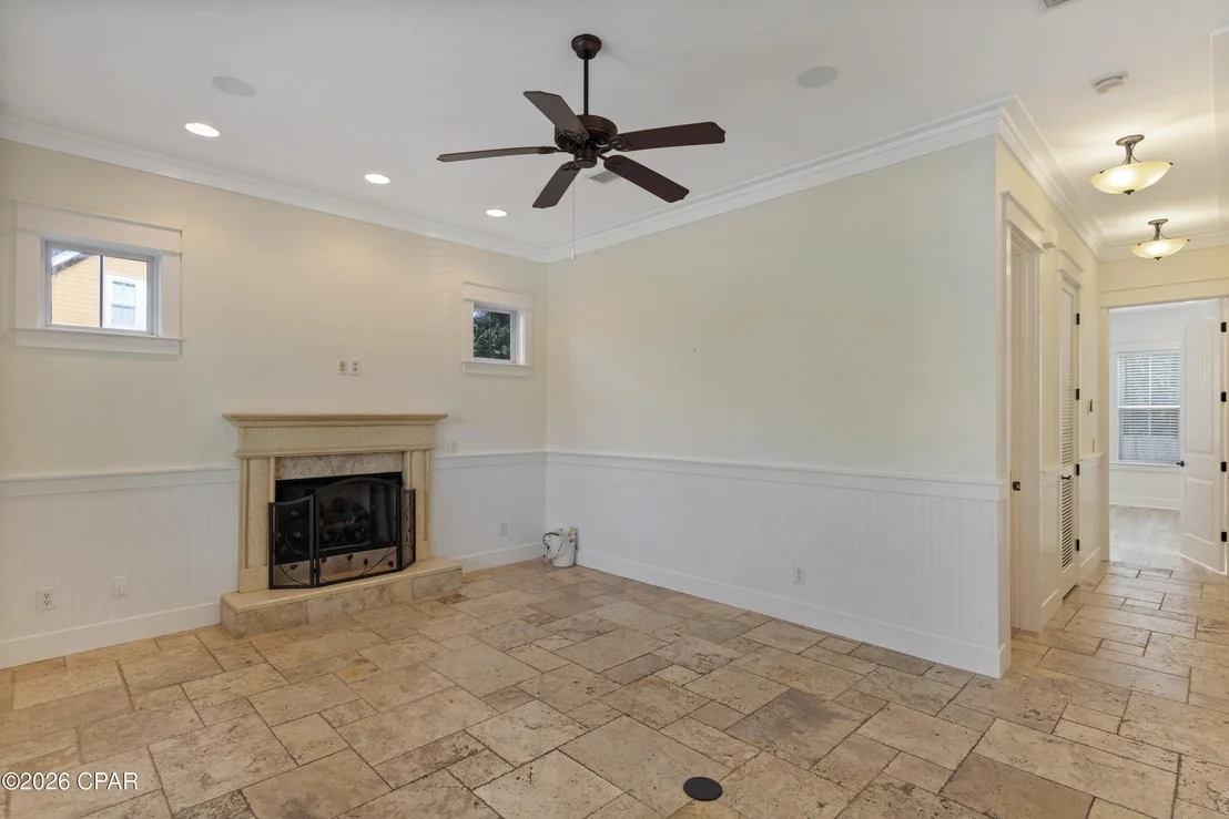 Photo of 324 Madison Circle