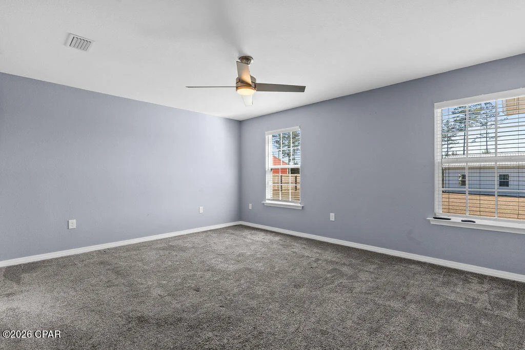 Photo of 561 Lakepointe Drive