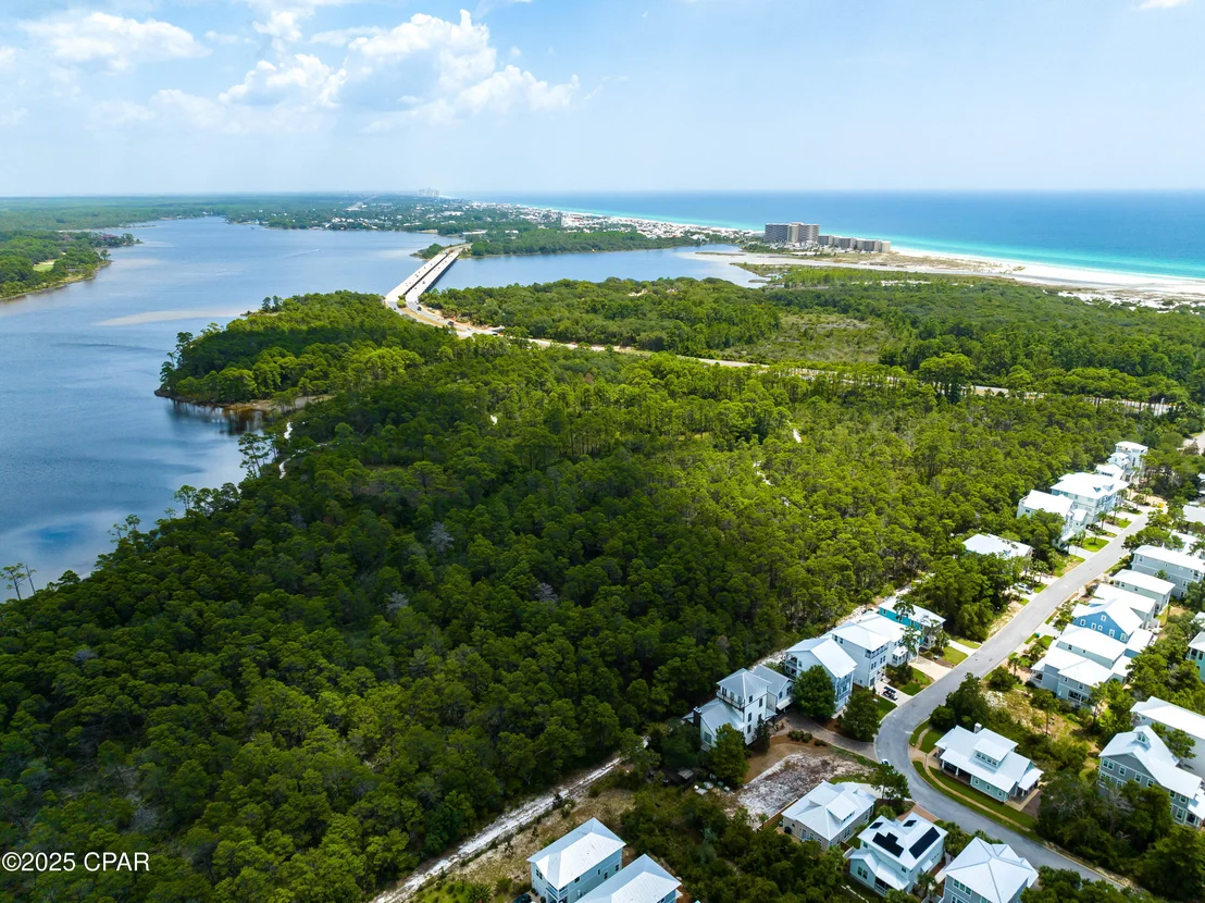 Photo of 150 Grande Pointe Circle