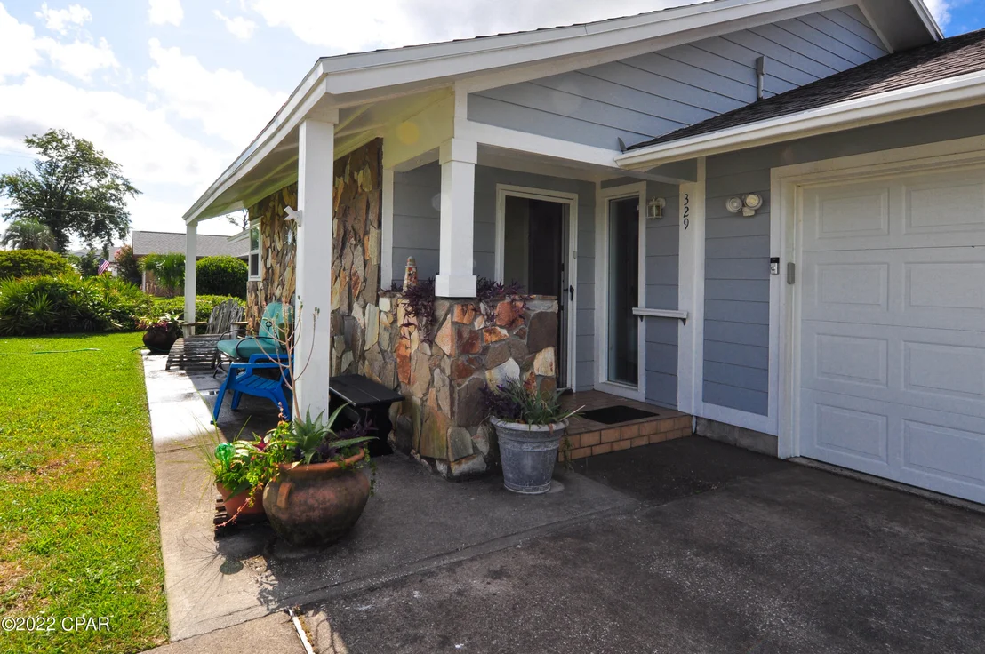 Photo of 329 Moore Drive
