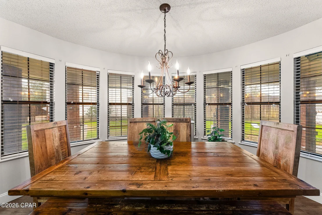 Photo of 437 W Baldwin Road