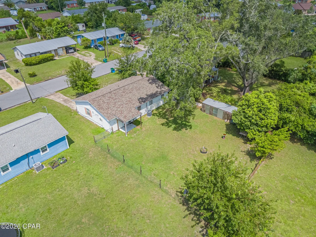 Photo of 910 Nottingham Drive