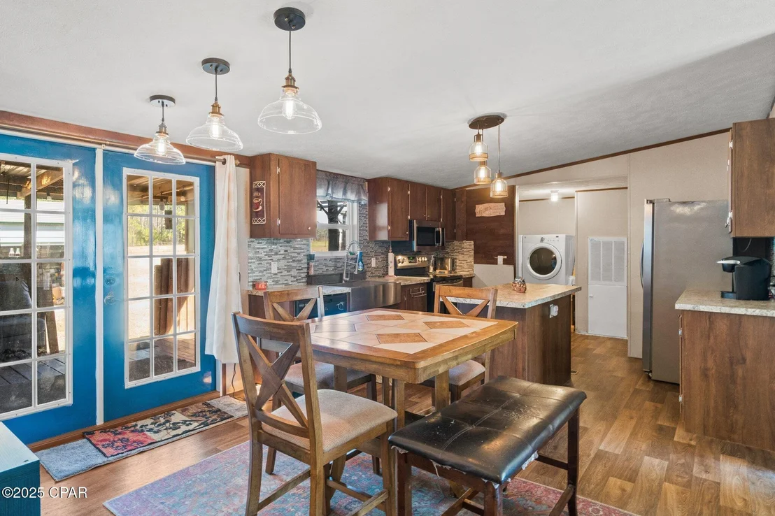 Photo of 1764 Clayton Road
