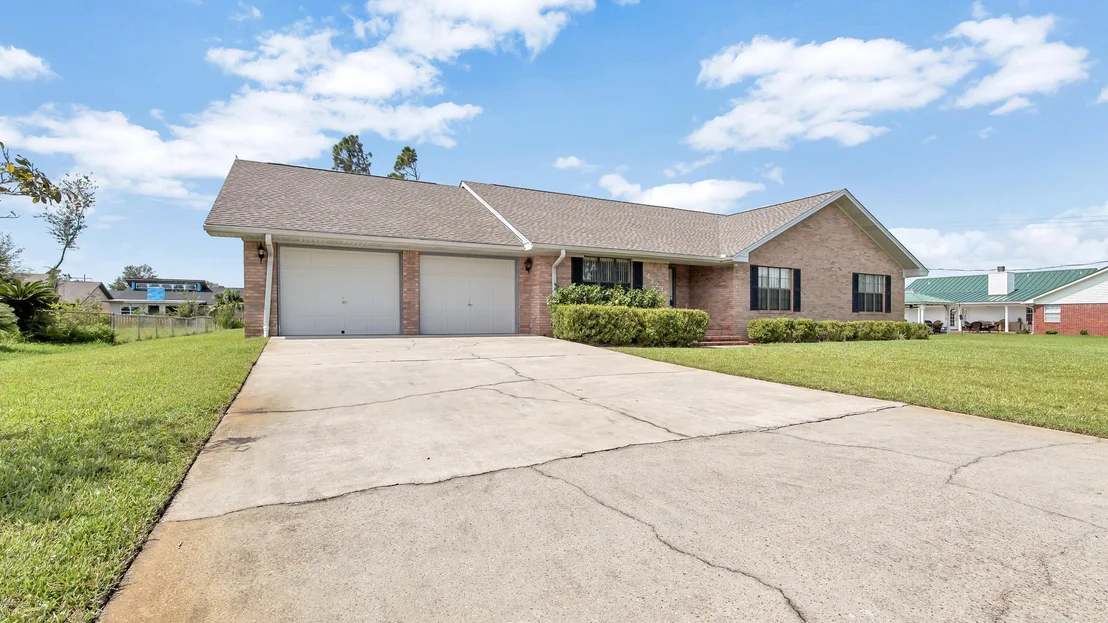 Photo of 4229 Northshore Road