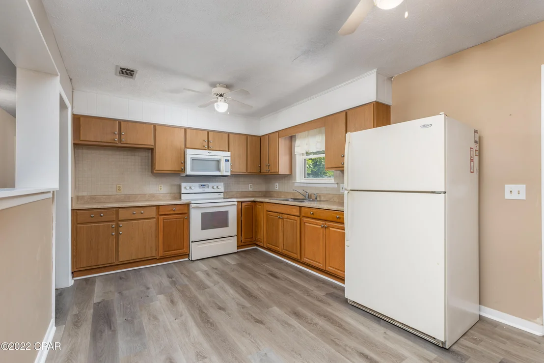 Photo of 128 Circle Drive