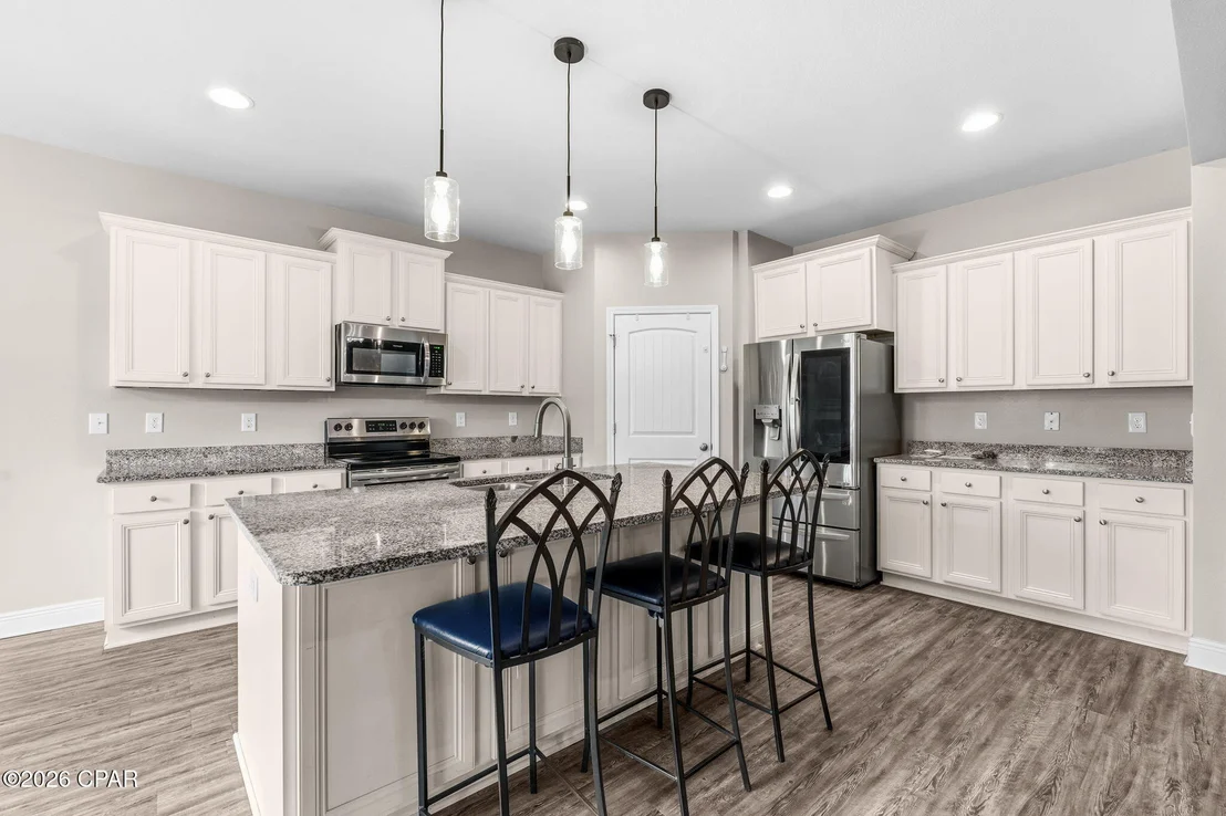 Photo of 487 Eagle Lake Way