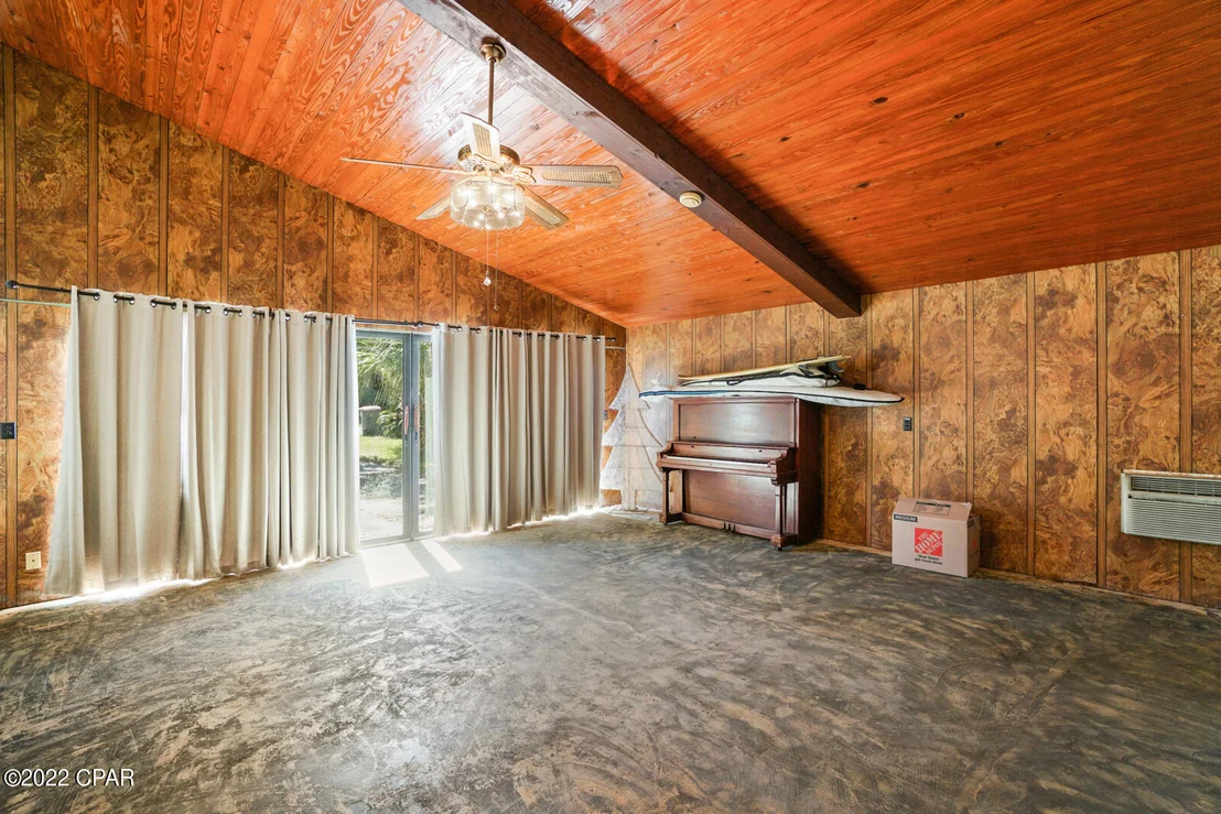 Photo of 3724 Shoreline Circle