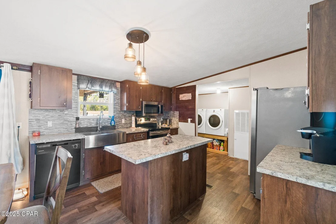 Photo of 1764 Clayton Road