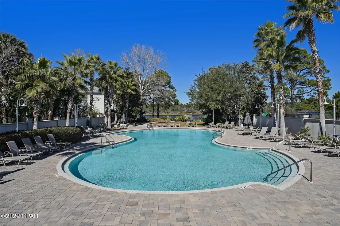 Photo of 186 Grande Pointe Circle