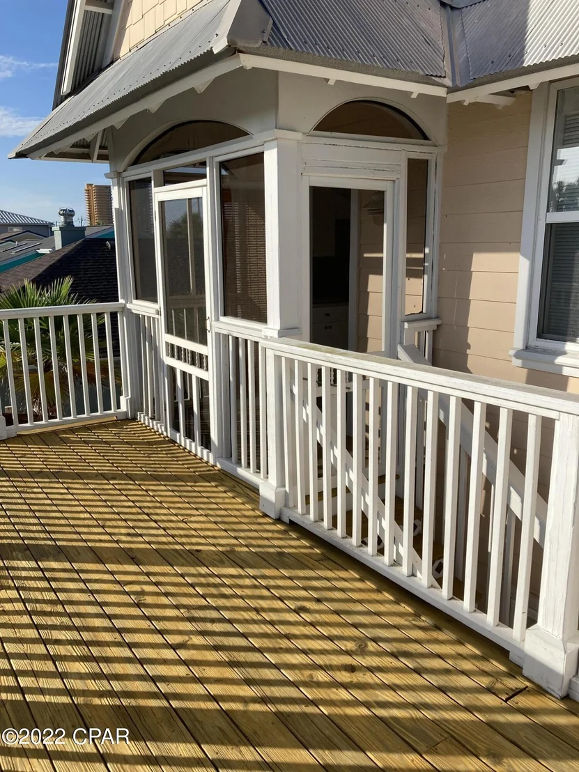 Photo of 5608 Beach Drive