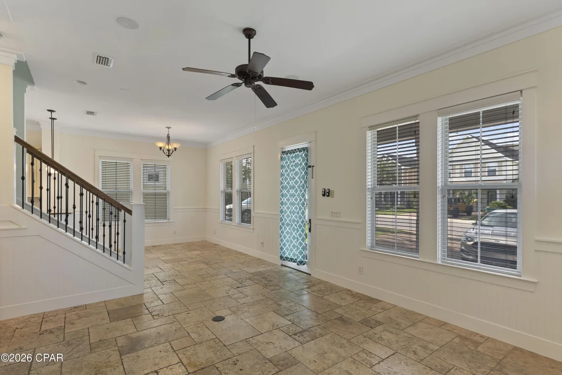 Photo of 324 Madison Circle