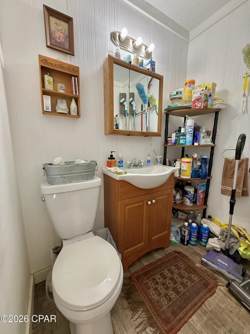 Photo of 1036 Broom Road