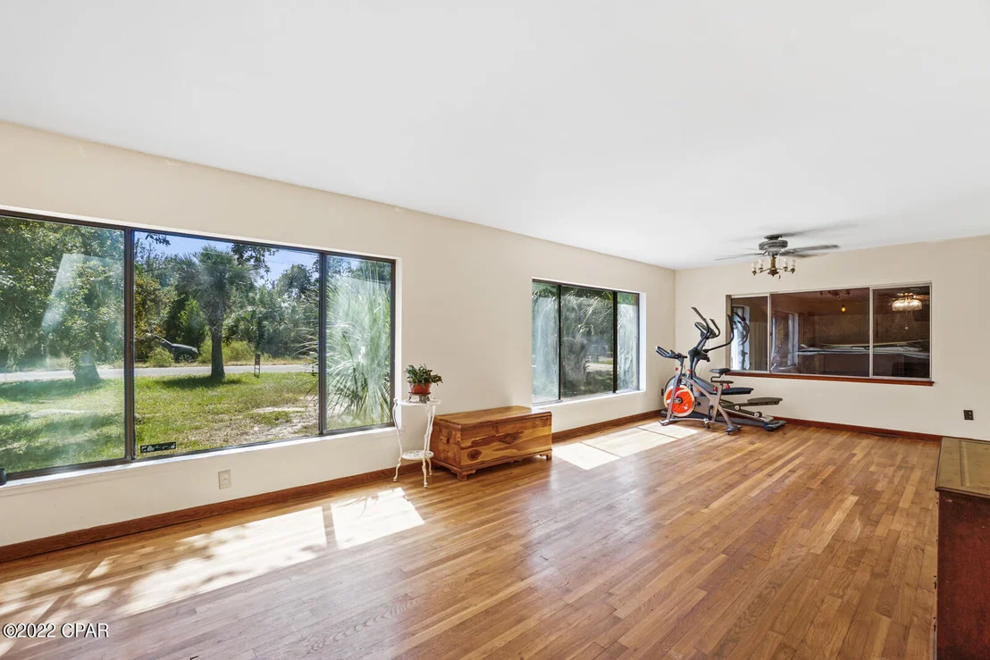 Photo of 3724 Shoreline Circle