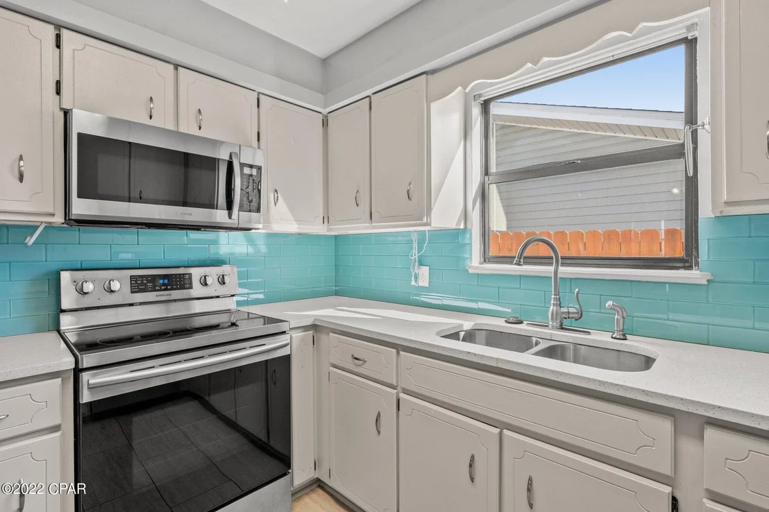Photo of 7628 Shadow Bay Drive