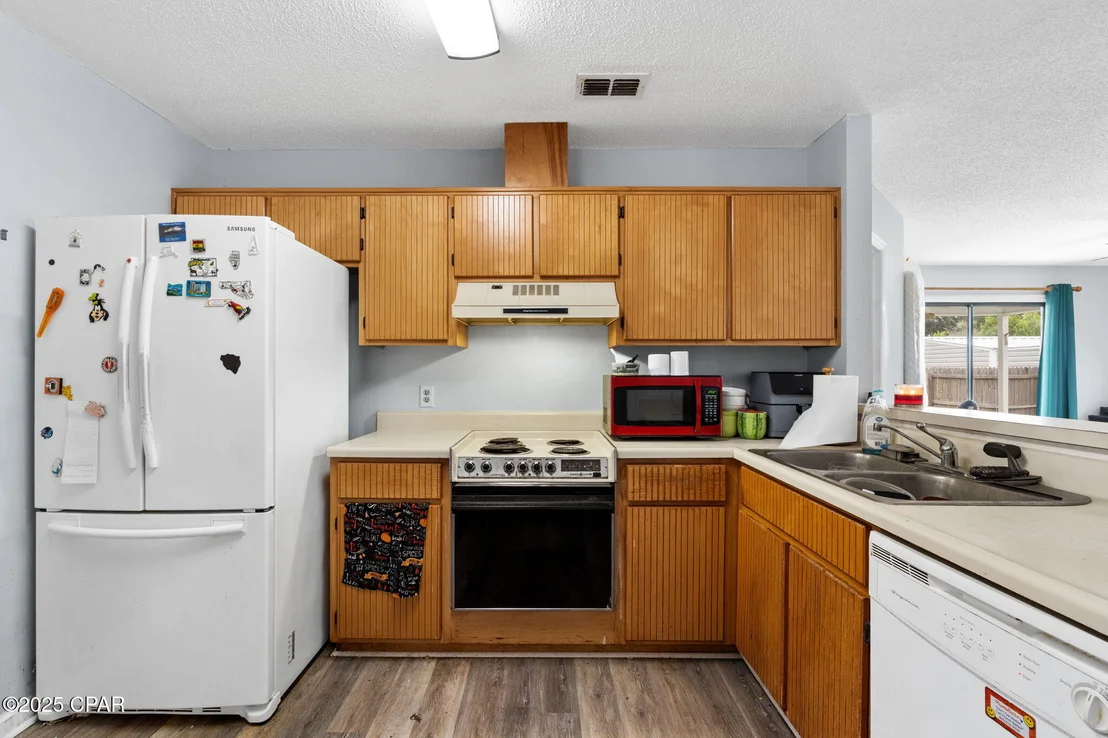 Photo of 140 Oleander Circle