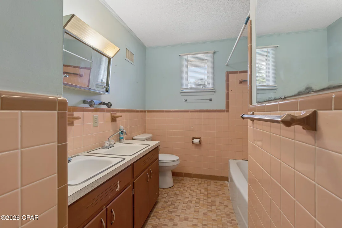 Photo of 6073 Devorak Drive