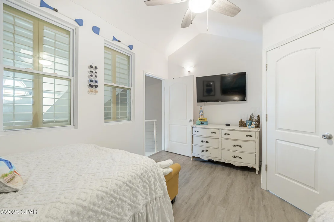 Photo of Unit D310 at 3600 Thomas Drive