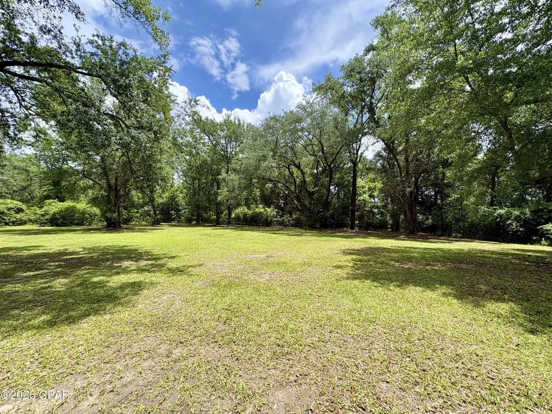 Photo of 1237 Roland Road