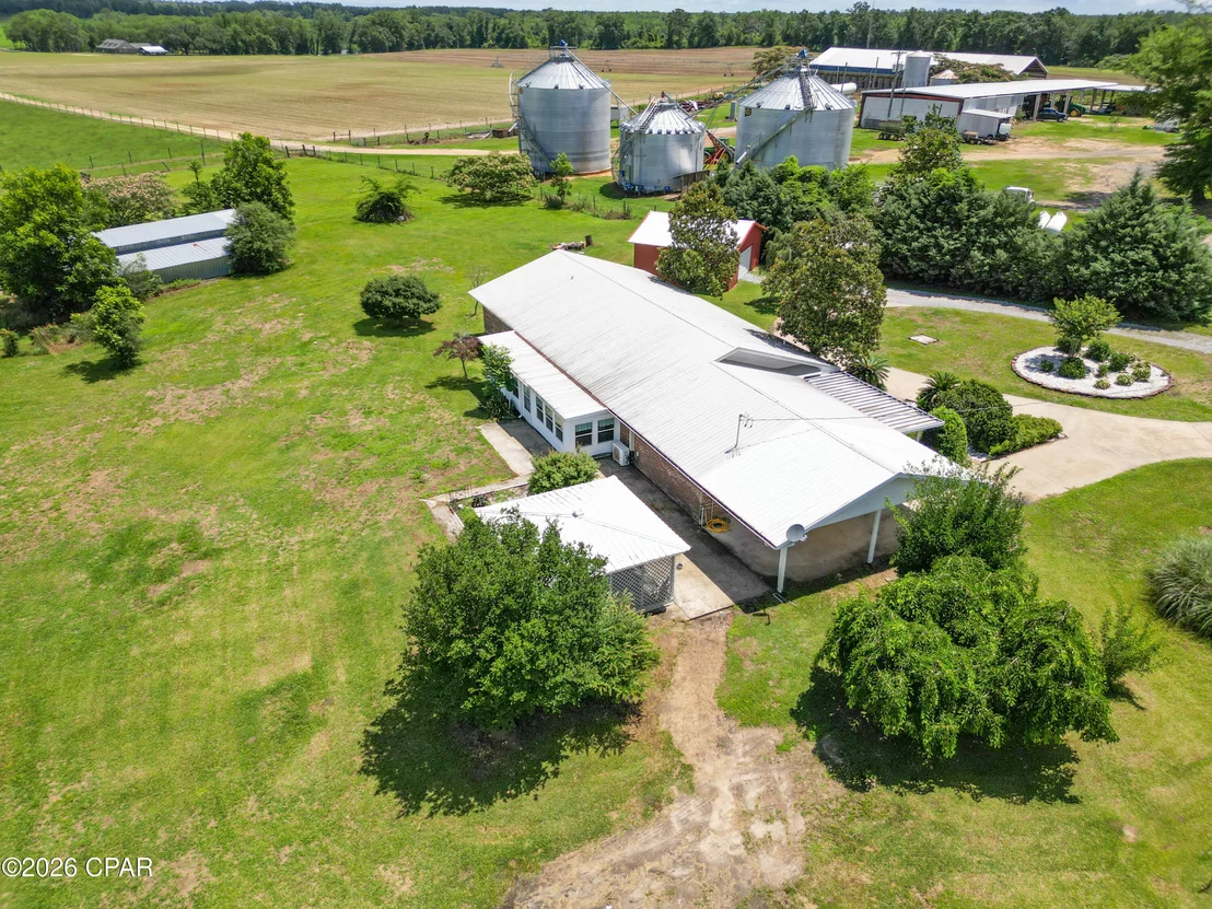 Photo of 1712 Shamrock Lane