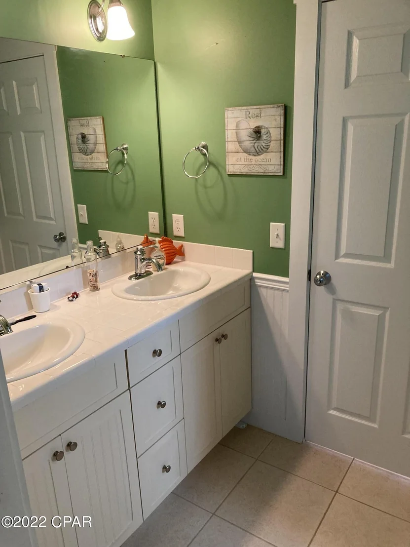 Photo of 5608 Beach Drive