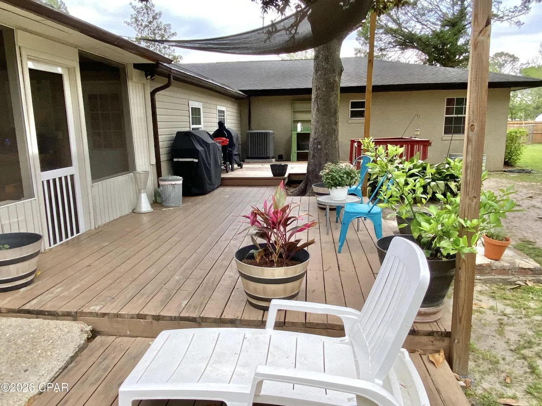 Photo of 807 Maple Street