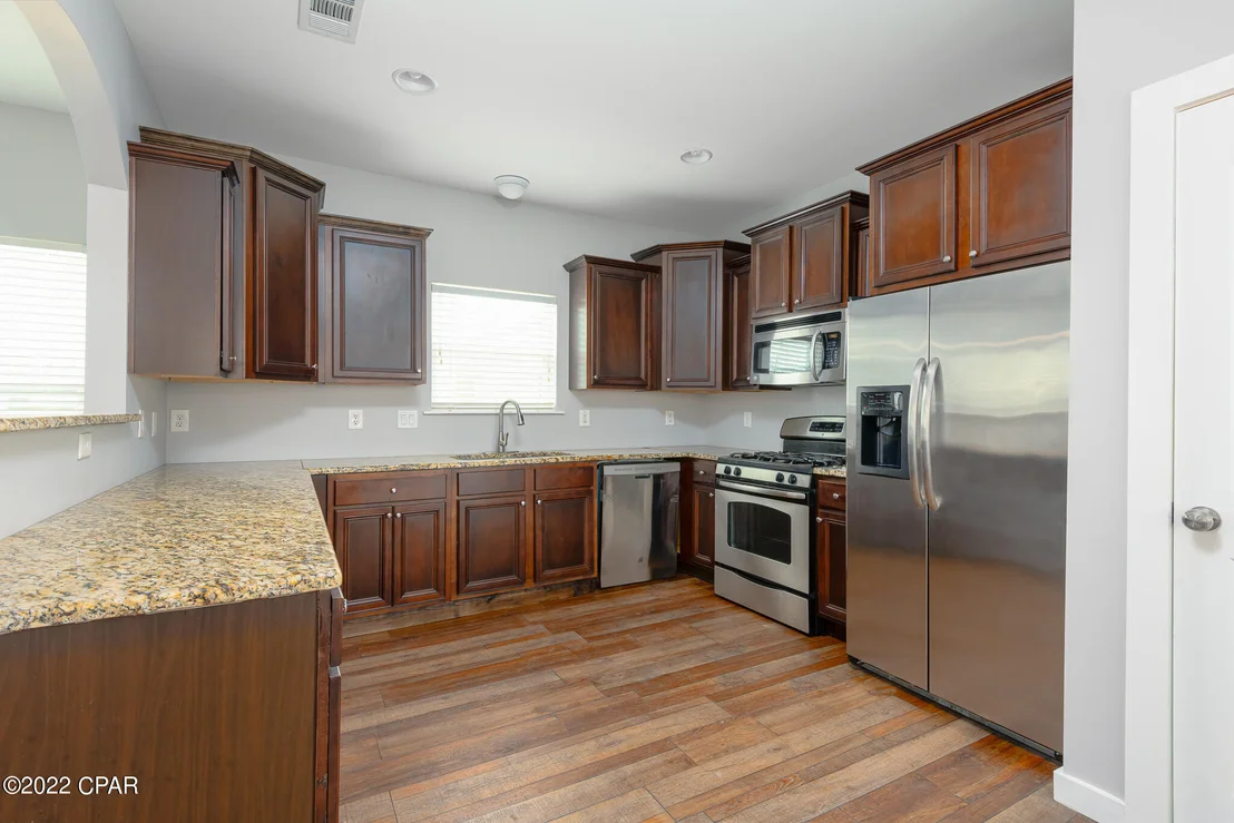 Photo of 4711 Bigleaf Lane