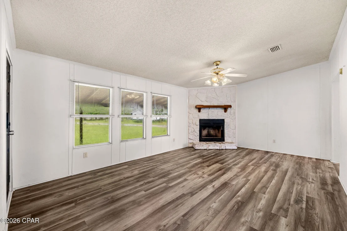 Photo of 8306 Highway 2301