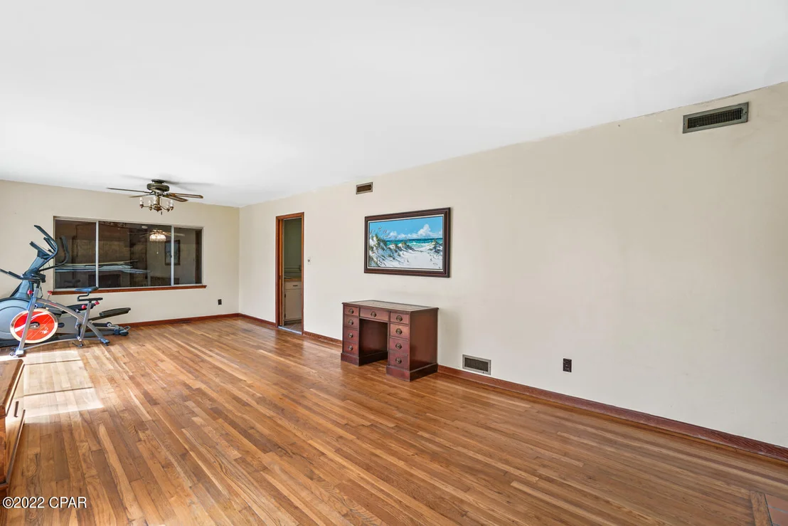 Photo of 3724 Shoreline Circle