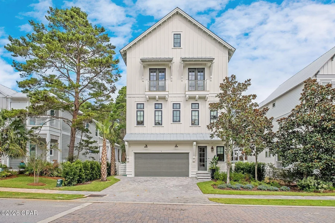Photo of 36 Grande Pointe Circle