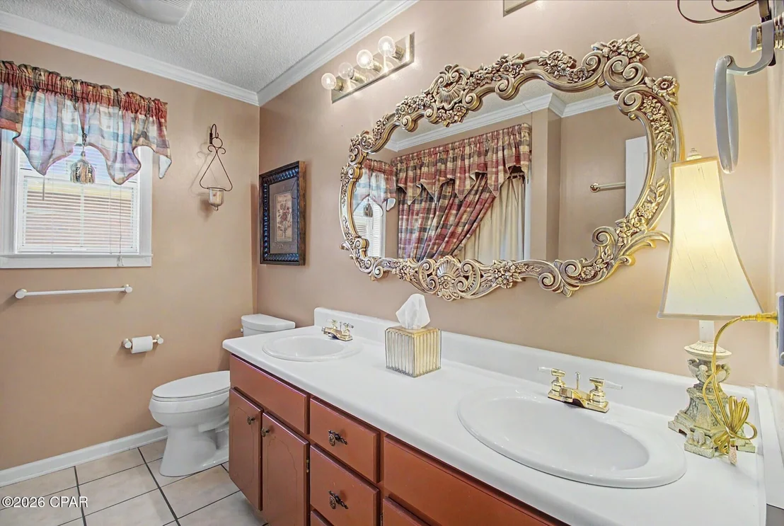 Photo of 5381 College Drive