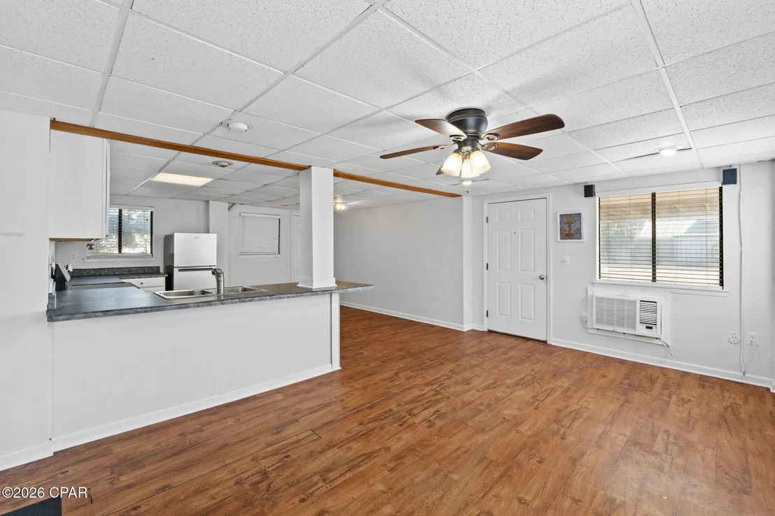 Photo of 6120 Beach Drive