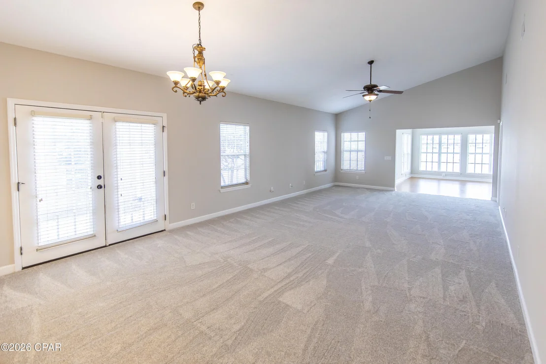 Photo of 220 Lakeridge Drive
