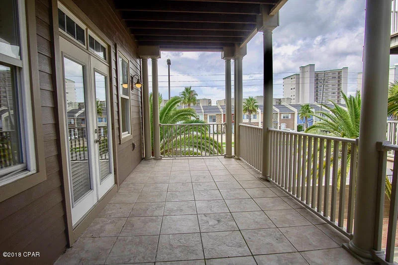 Photo of 6214 THOMAS Drive