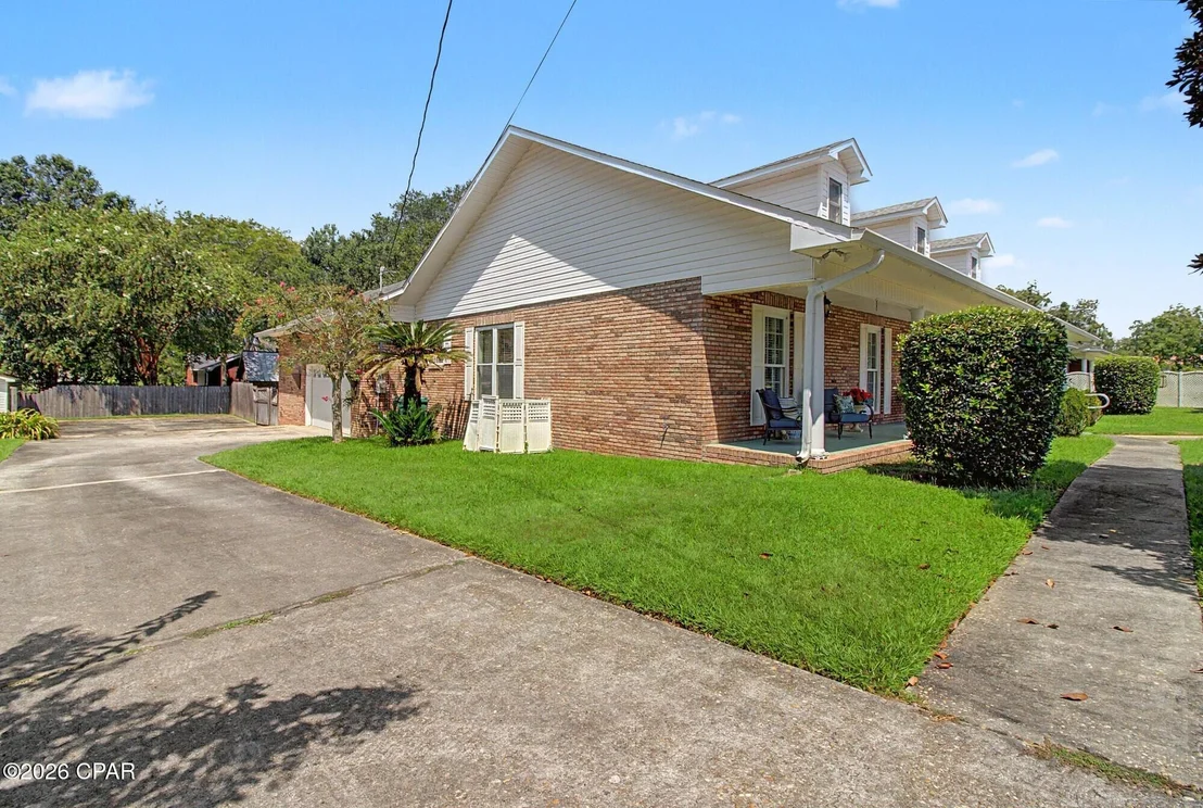 Photo of 5381 College Drive